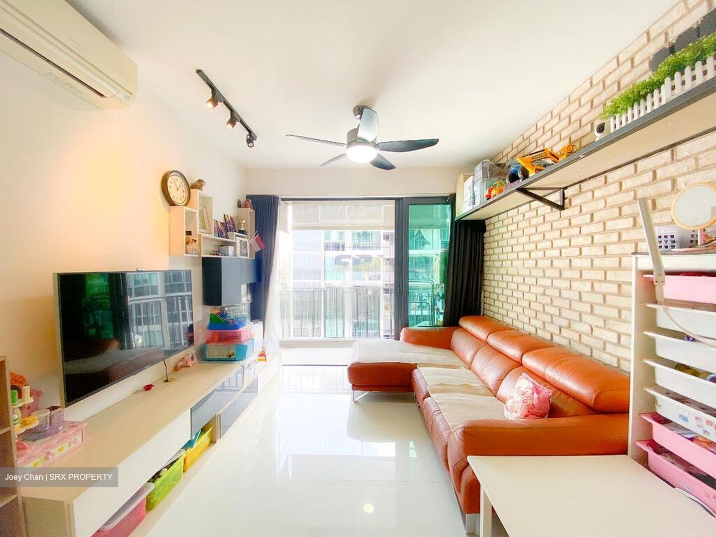 Esparina Residences (D19), Condominium #421356061